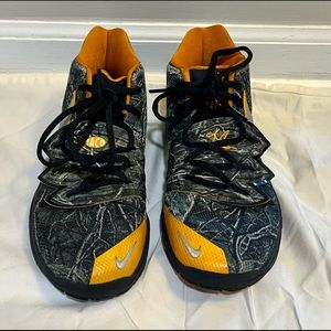 Kyrie Taco camo